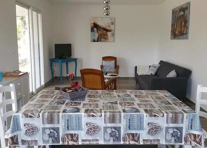 E Lecce Βίλα Santa-Lucia-di-Moriani