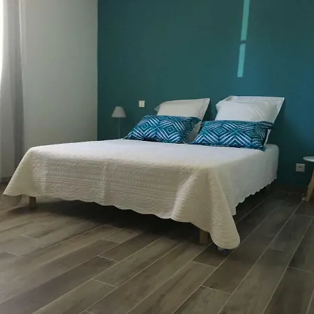 Villa E Lecce