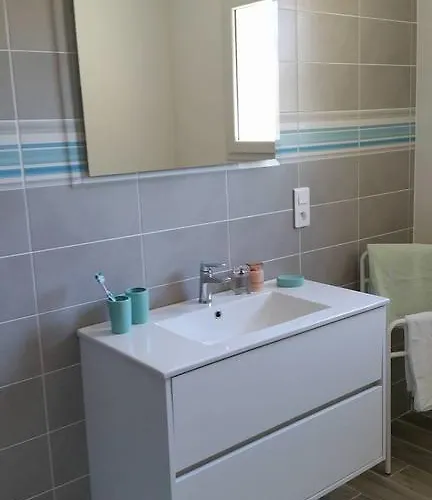 E Lecce Вилла *